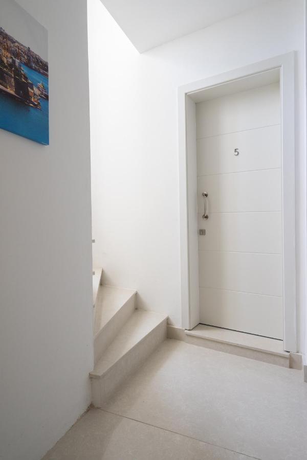 Marina Studios Cospicua Екстер'єр фото
